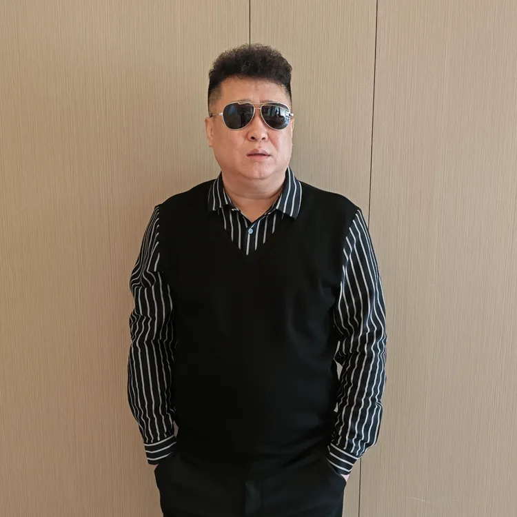 男士时尚秋冬百搭加大码商务休闲条纹男假两件大码男装秋冬上新DJ