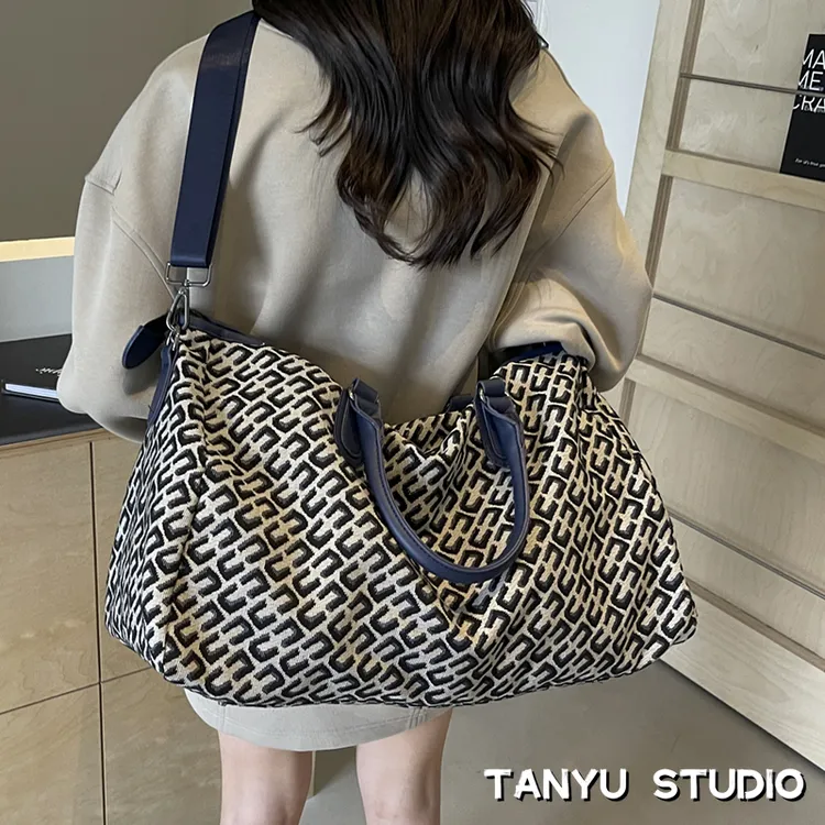 探屿高颜值短途出差旅行包女时尚潮流大容量手提健身收纳包斜挎包