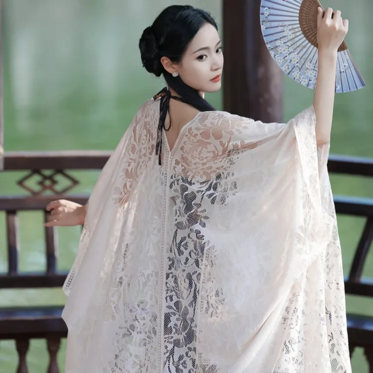 春夏新款纯色防晒蕾丝披肩女宽松优雅款贵妇披肩中式国风开衫外搭