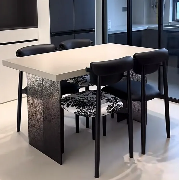 长方形岩板餐桌意式小户型轻奢极简餐桌石头纹渐变黑亚克力餐桌椅