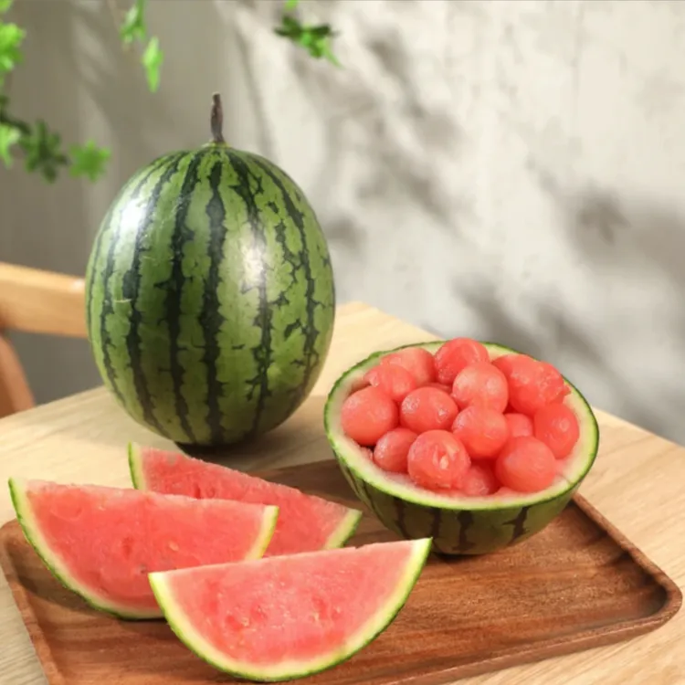 全国包邮精选L600小西瓜瓤口发粉脆甜多汁，黑白籽随机发