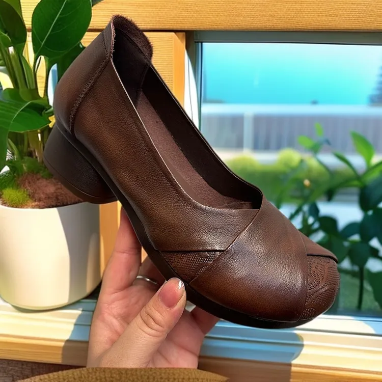 6356新款真皮浅口单鞋舒适软底复古妈妈鞋粗跟套脚真皮中老年女鞋