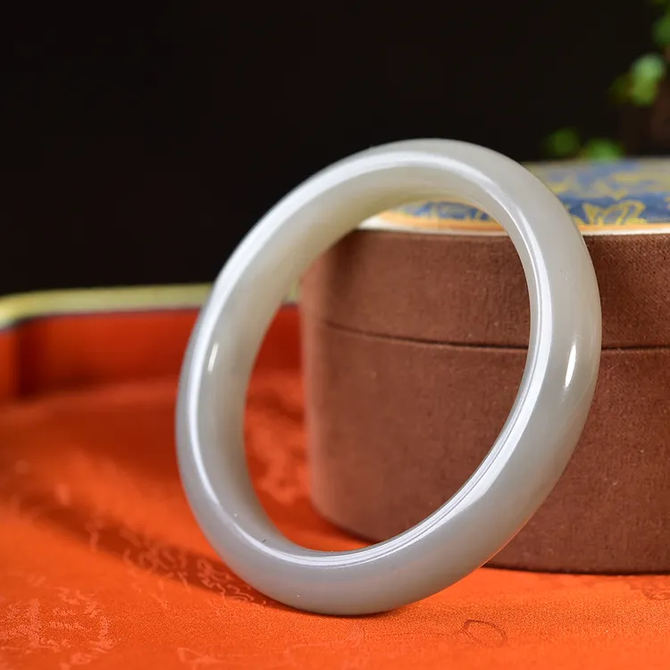 天然和田玉烟紫手镯 圈口58.4