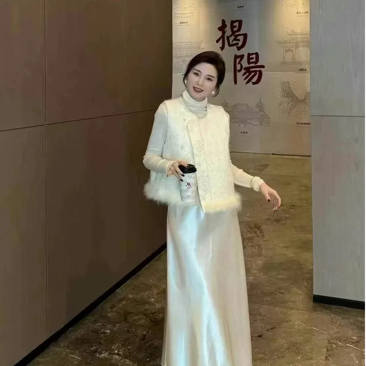 新中式国风重工马甲外套女2025薄款新款宽松短款马夹上衣高端女装