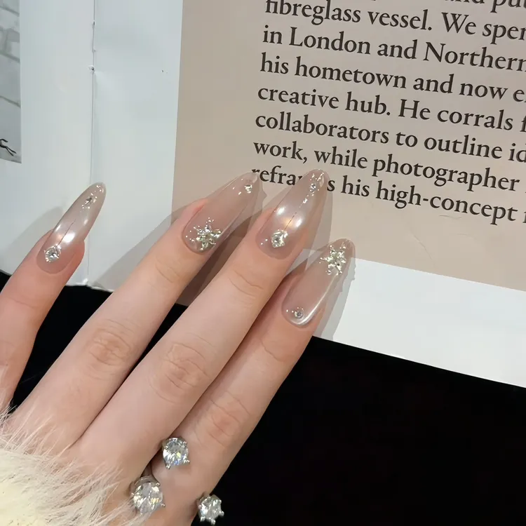 【粉流纱】高级感闪闪猫眼纯手工穿戴甲美甲粉嫩简约显白穿戴款美甲