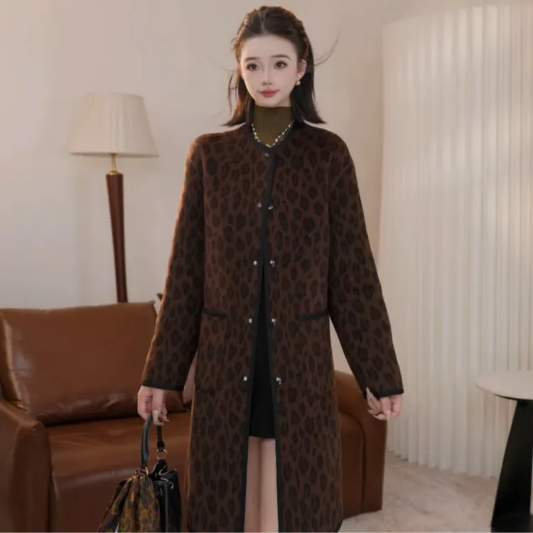 AMASS/阿玛施秋冬新款气质长袖双排扣纯色宽松大衣毛呢外套540052