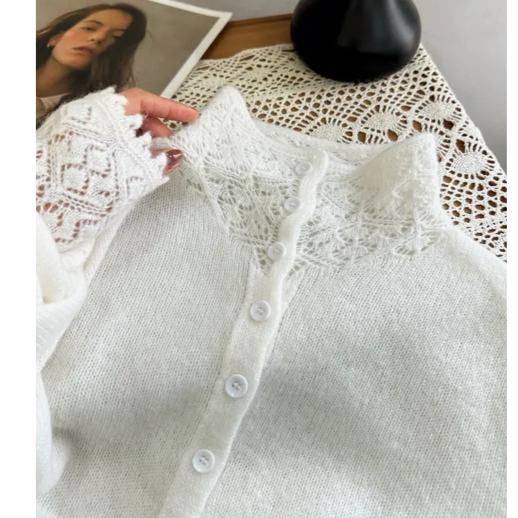 奶呼呼羊毛钩花韩版立领软糯好穿针织开衫秋冬新显瘦经典百搭毛衣