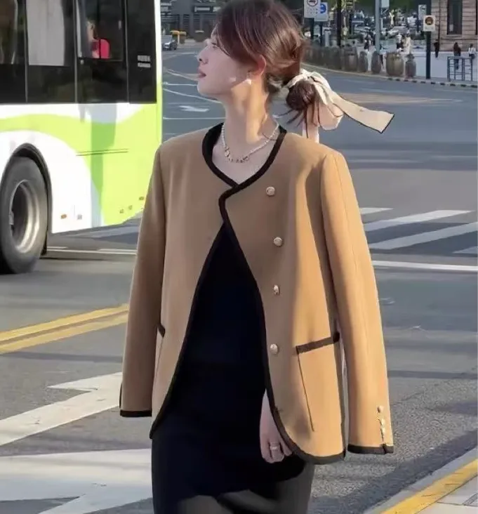 8042 M复古气质羊毛双面呢大衣女秋冬温柔宽松短款外套