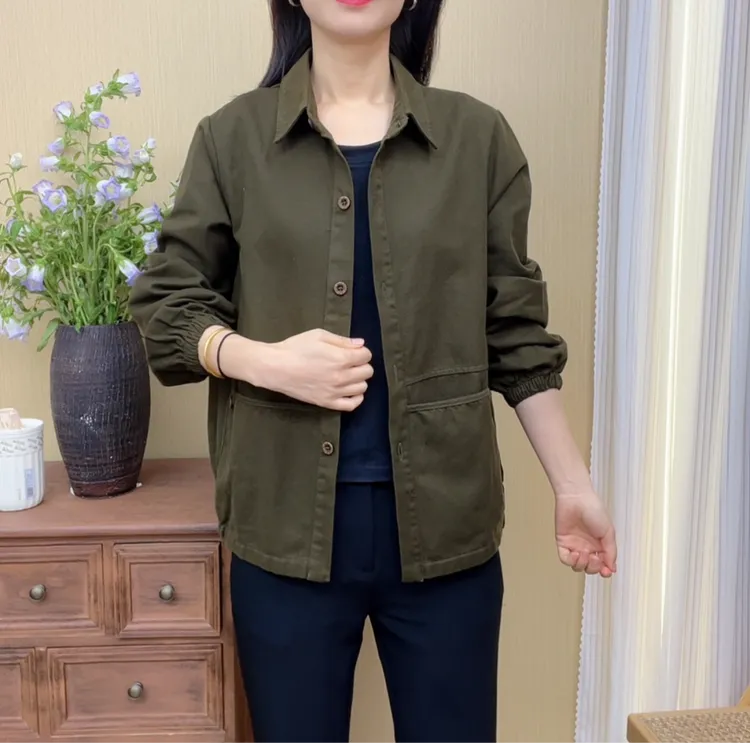 2025春秋新款时尚休闲百搭女外套洋气减龄宽松翻领长袖