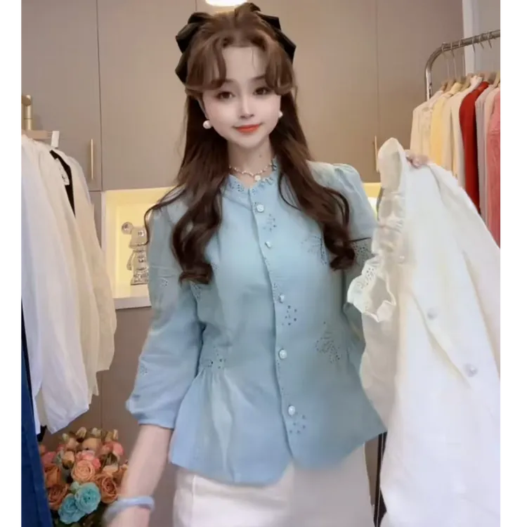 法式花边圆领镂空衬衫2025早秋七分袖新款洋气减龄遮肉百搭女上衣