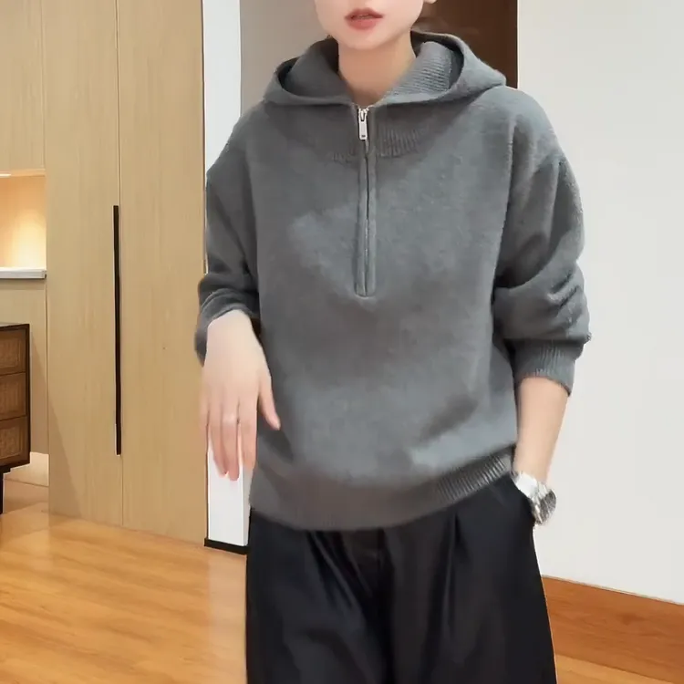 秋冬新款气质小众设计感显瘦百搭红色针织衫连帽上衣女LK2509019