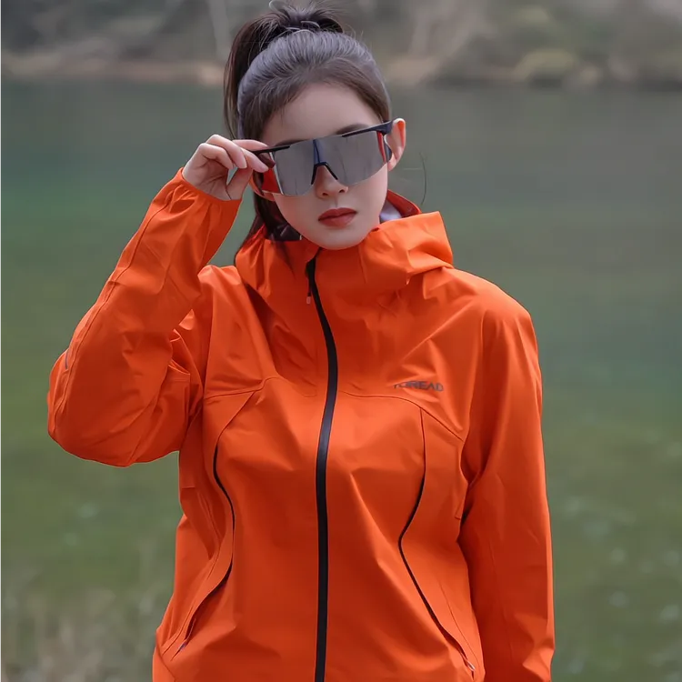 探路者探极冲锋衣防风防泼水登山服透气防风外套女款81701