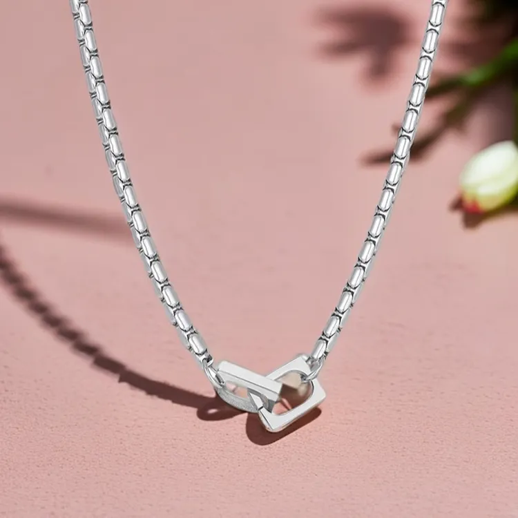 钛钢项链 方环相扣气质钛钢链小众百搭时尚高级感潮流情侣锁骨链