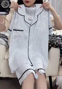 家居服套装成人冰雪丝透气套装翻领蓝花朵睡衣家居服短裤