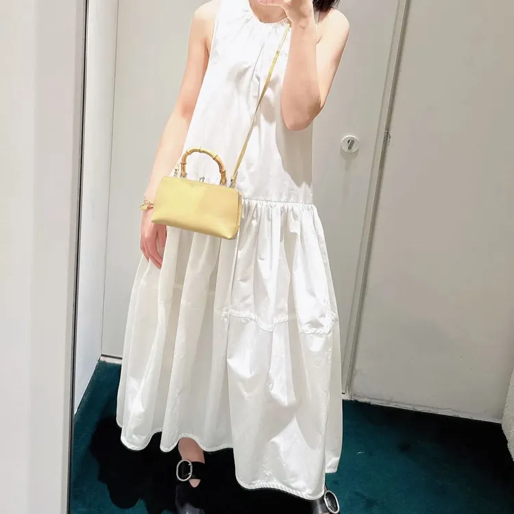 J新款法式高级感赫本风白色无袖背心连衣裙白月光裙度假必备