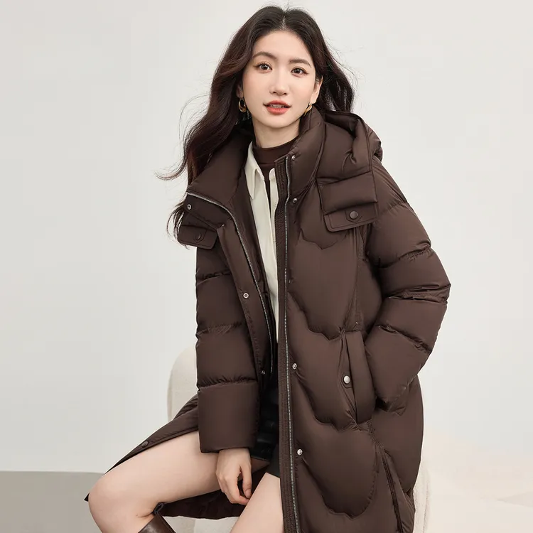 纪诗哲女装中长款咖色羽绒服女款冬季新款白鸭绒连帽加厚保暖外套