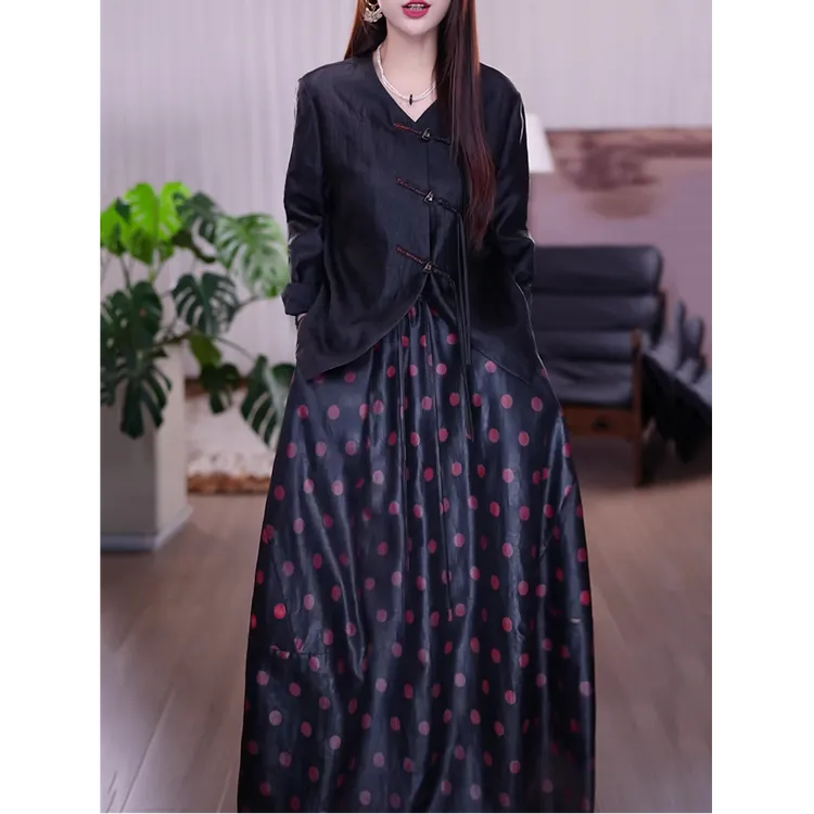 新中式时尚套装女2025秋季新款国风气质显瘦黑色外套+波点半身裙