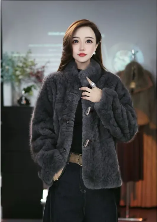 海宁短款立领牛角扣外套显瘦气质冬款时尚女士外套8803