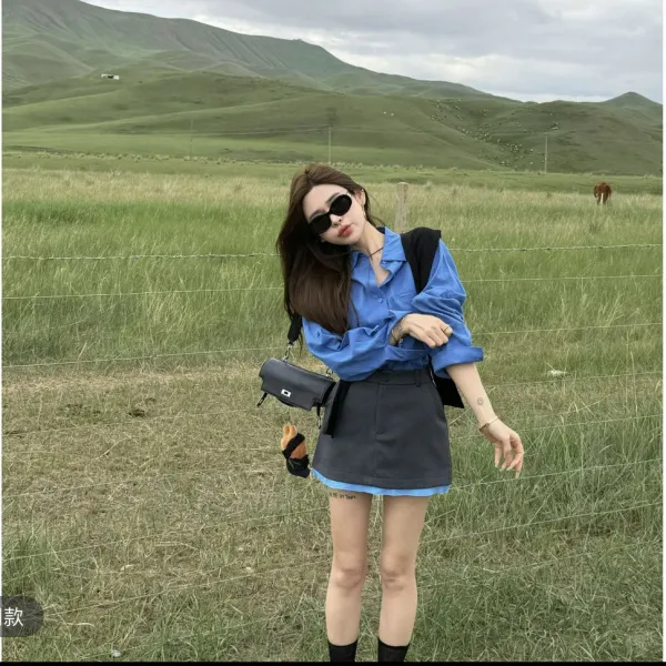 溪溪靓衫草原娜日泡菜订制灰色蓝边西装半裙+chic格调衬衣+披肩套