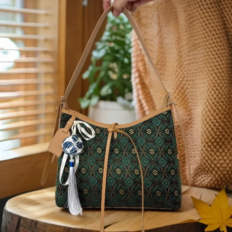 壮锦包包飞燕铜钱纹时尚托特包复古手拎包拉链款手提包送礼百搭