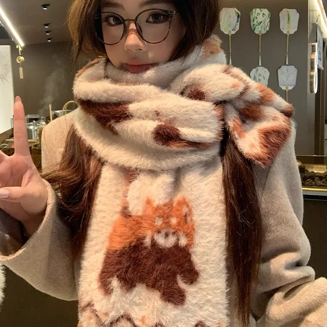 可爱小熊猫双面毛绒围巾女2025新款冬季加厚保暖百搭软糯护颈围脖