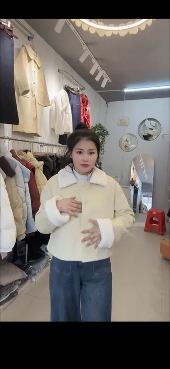 2025时尚休闲皮毛一体短款外套