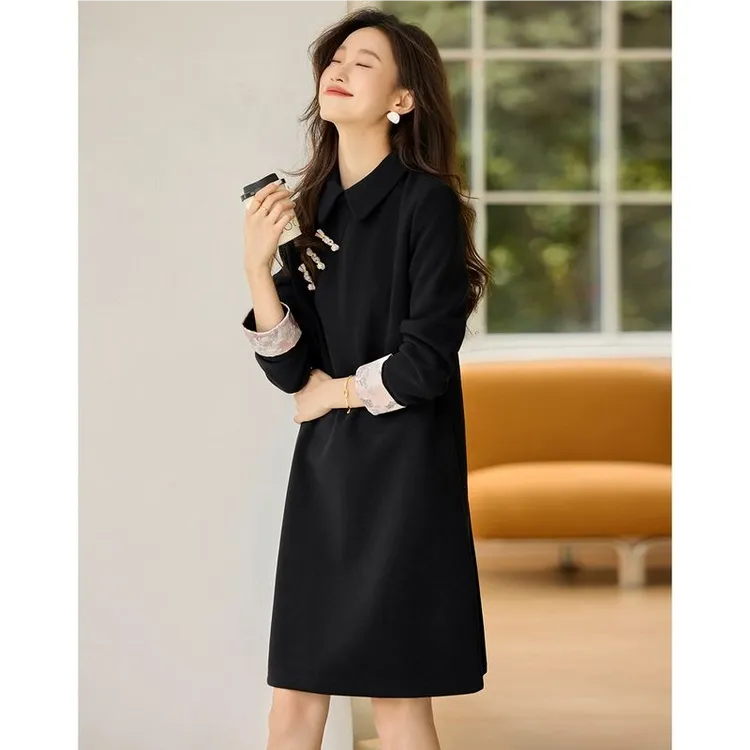 拼接设计感国风新中式休闲连衣裙2025秋冬新款翻领裙子女