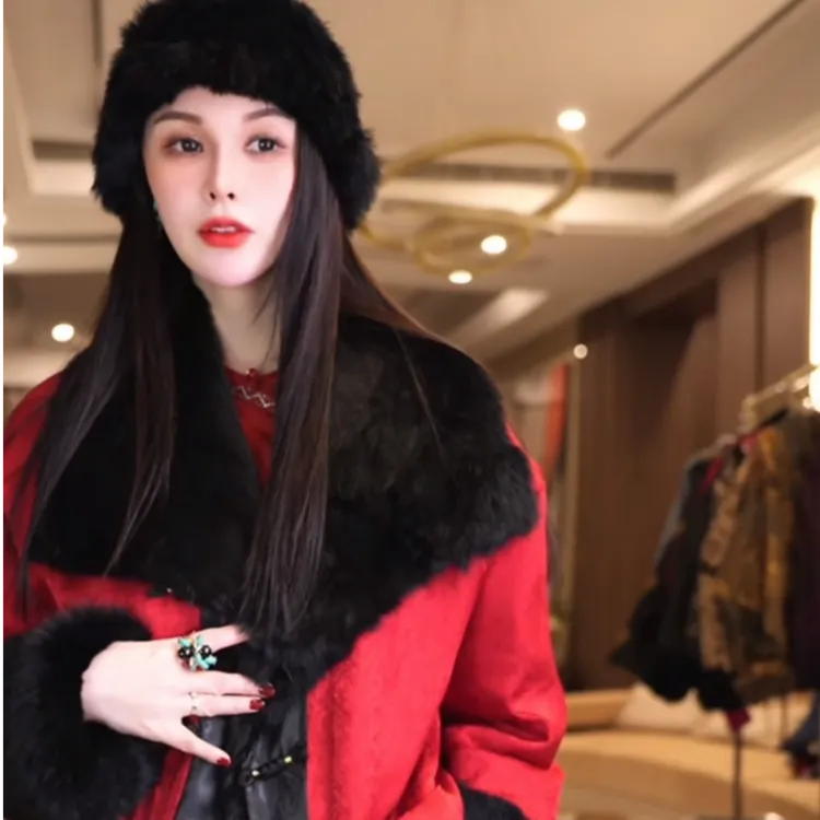 飞儿【鸿运当头】2025秋冬新款獭兔毛双穿外套