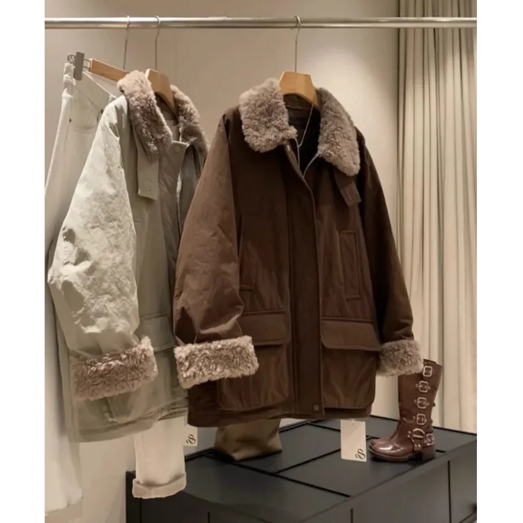 韩系拼接毛毛翻领女上衣羽绒服2025冬新款加厚保暖白鸭绒时尚外套