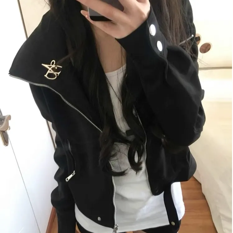 黑色开春短款休闲外套女春季2025年新款高级感小个子显瘦机车夹克