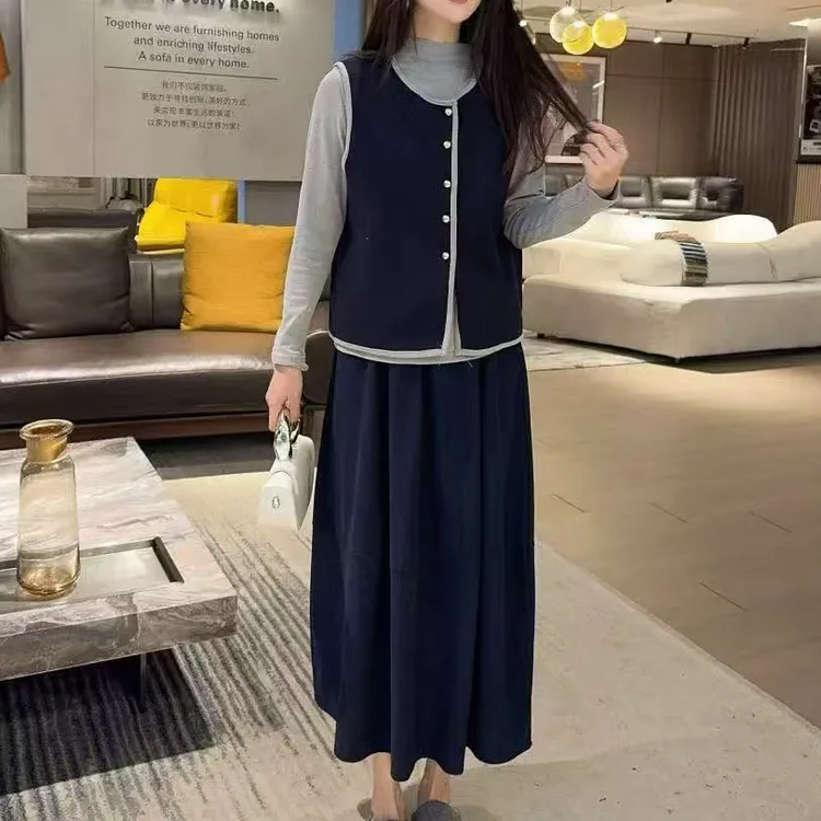 “Daying”5176韩版撞色马甲半裙三件套（马甲+打底+半裙）