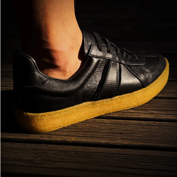 手工牛皮休闲平板鞋男黑武士生胶底真皮复古休闲运动鞋轻奢小众