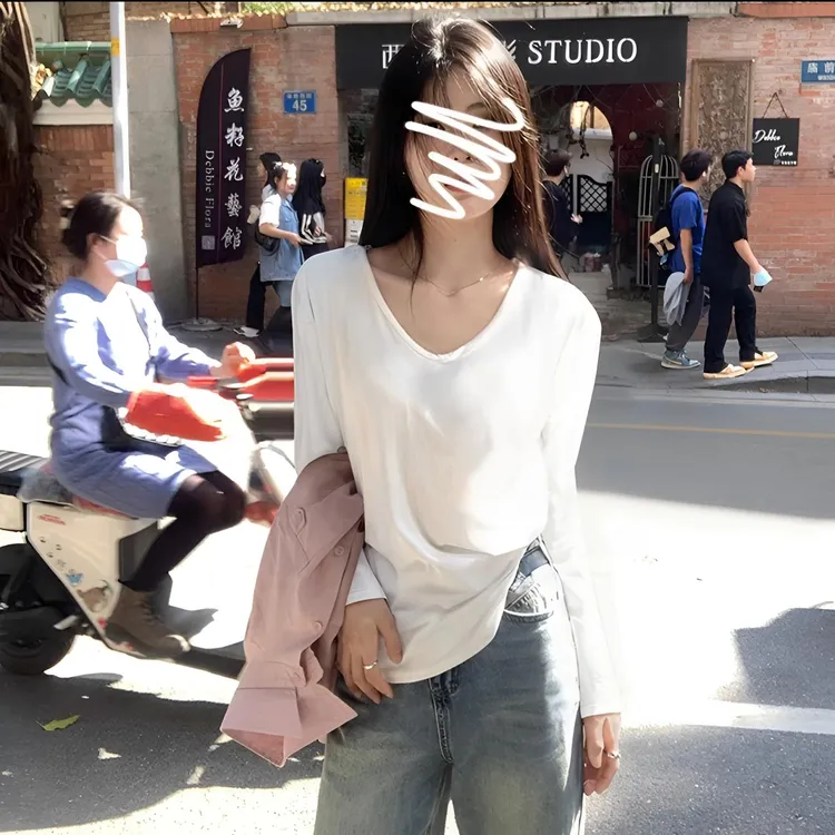 秋季白色慵懒松弛感V领正肩长袖T恤女宽松遮肚子显瘦打底衫上衣