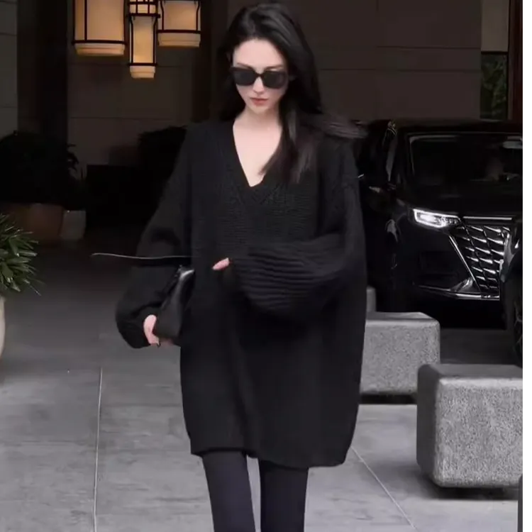 中长款黑色v领毛衣女春秋2025新款韩版宽松慵懒风打底针织衫上衣