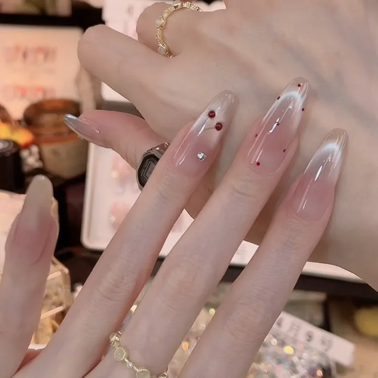 【腮红小樱桃】爆款纯手工穿戴甲可爱小樱桃美甲指甲贴片新款高级感