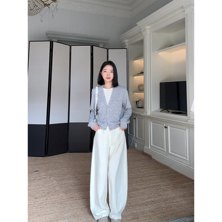 郭九九呢 气质简约圆领假两件显瘦针织上衣休闲弯刀裤 G925Z16131