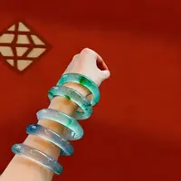    时尚手镯 缅风飘绿 手镯吊坠 多样性