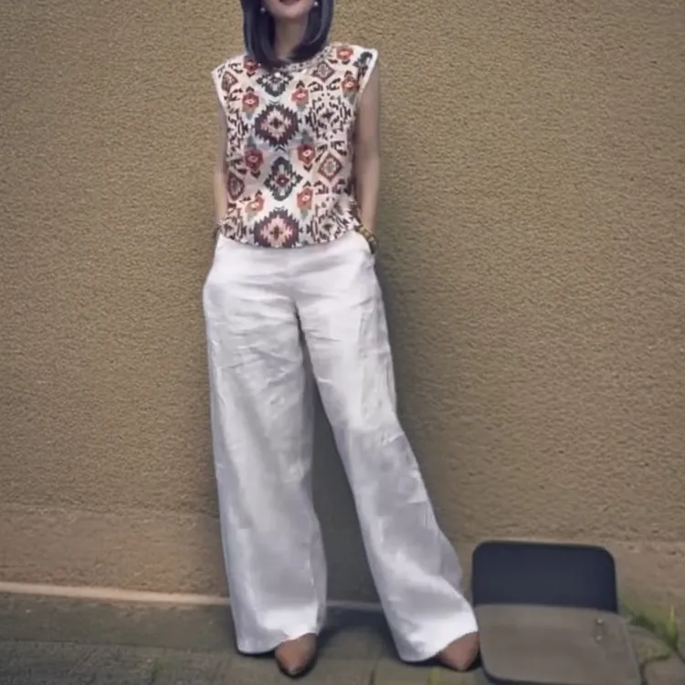 夏季新款时尚民族风印花无袖显瘦背心搭配高腰直筒裤女装
