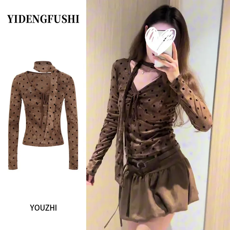 法式系带V领咖色波点长袖t恤女秋季挂脖修身显瘦打底衫慵懒风上衣