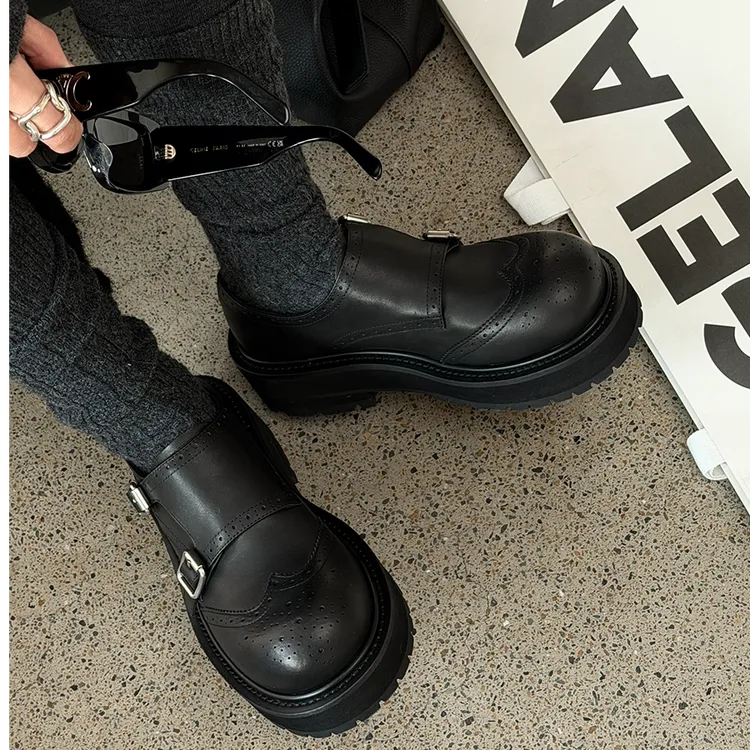 诗歌兰女鞋2026春季款真皮布洛克鞋英伦风皮带扣厚底百搭小皮鞋潮