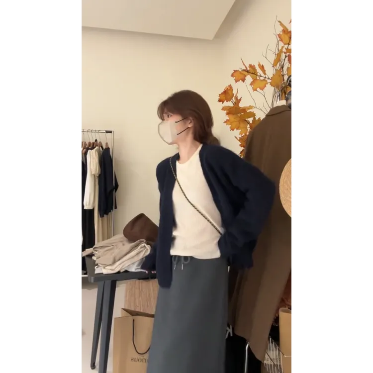 MARIE.COCO韩系高级感穿搭藏蓝色针织开衫内搭上衣半身裙三件套装