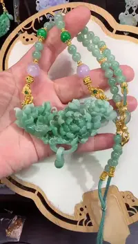 【闪购商品】翡翠颈饰未镶嵌牌子