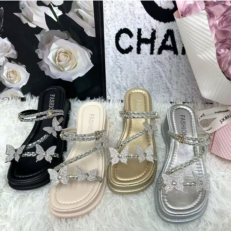 网红水钻厚底仙女风外穿女拖鞋2025夏季新款时尚沙滩一字拖鞋