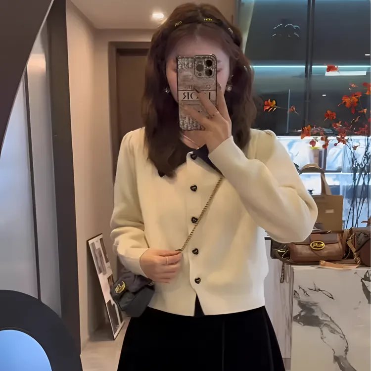 小香风气质轻奢减龄毛衣女2025早春新款时尚百搭韩版针织上衣ins