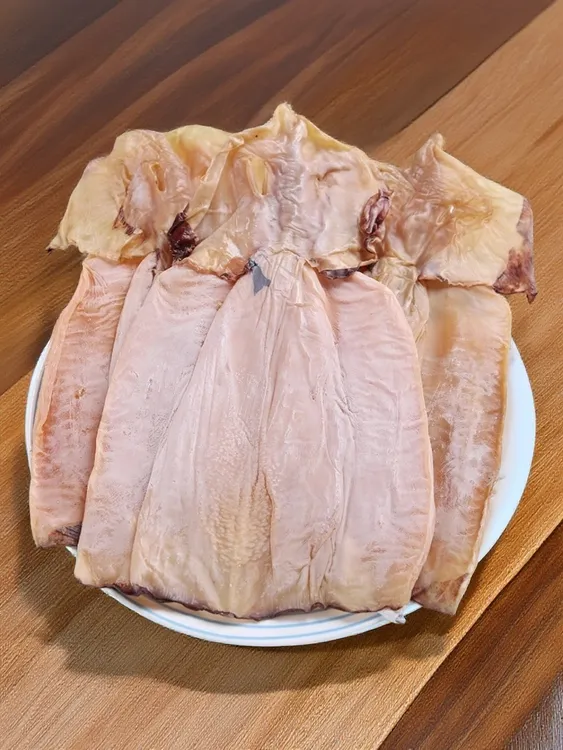 福建特产无头鱿鱼干肉厚自晒适合家庭商用炒菜煲汤海鲜干货尤鱼