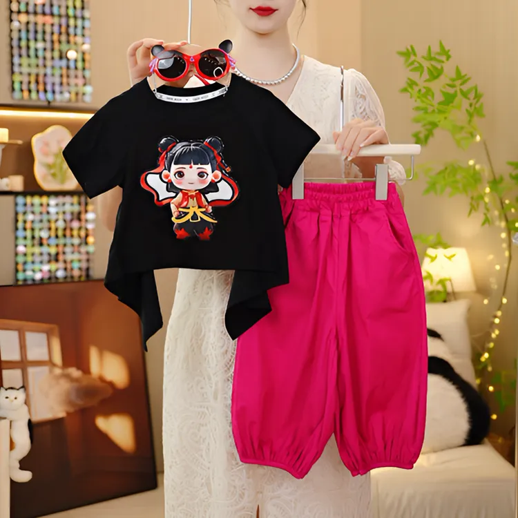 女童卡通哪吒短袖套装夏季2025新款洋气女孩时髦夏装薄款两件套