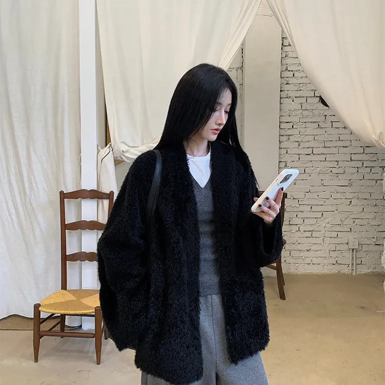 25年新西班牙进口拉贡皮毛一体轻盈廓形女皮草冬季轻奢高级短外套