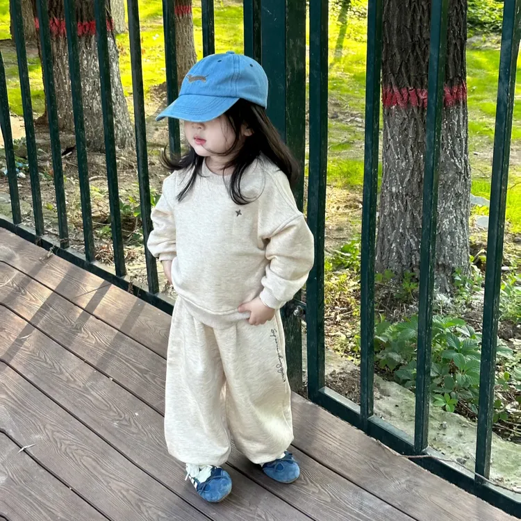 壹妈童装女童时尚套装秋季新款元气儿童运动风杏色休闲卫衣卫裤