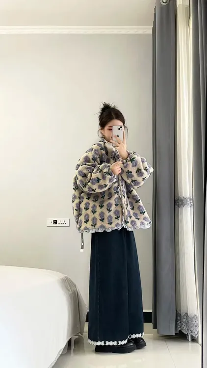 2025秋冬新款韩系穿搭加厚百搭毛绒外套女搭配休闲裤显瘦两件套潮