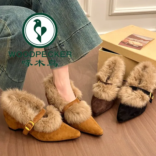 啄木鸟法式复古毛毛坡跟单鞋女2025冬新款韩版搭扣加绒保暖玛丽珍